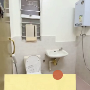 港岛中亚大厦城景房-超值洋楼带电梯四房一卫，步行15分钟到达港大核心区，港铁港大站步行3分