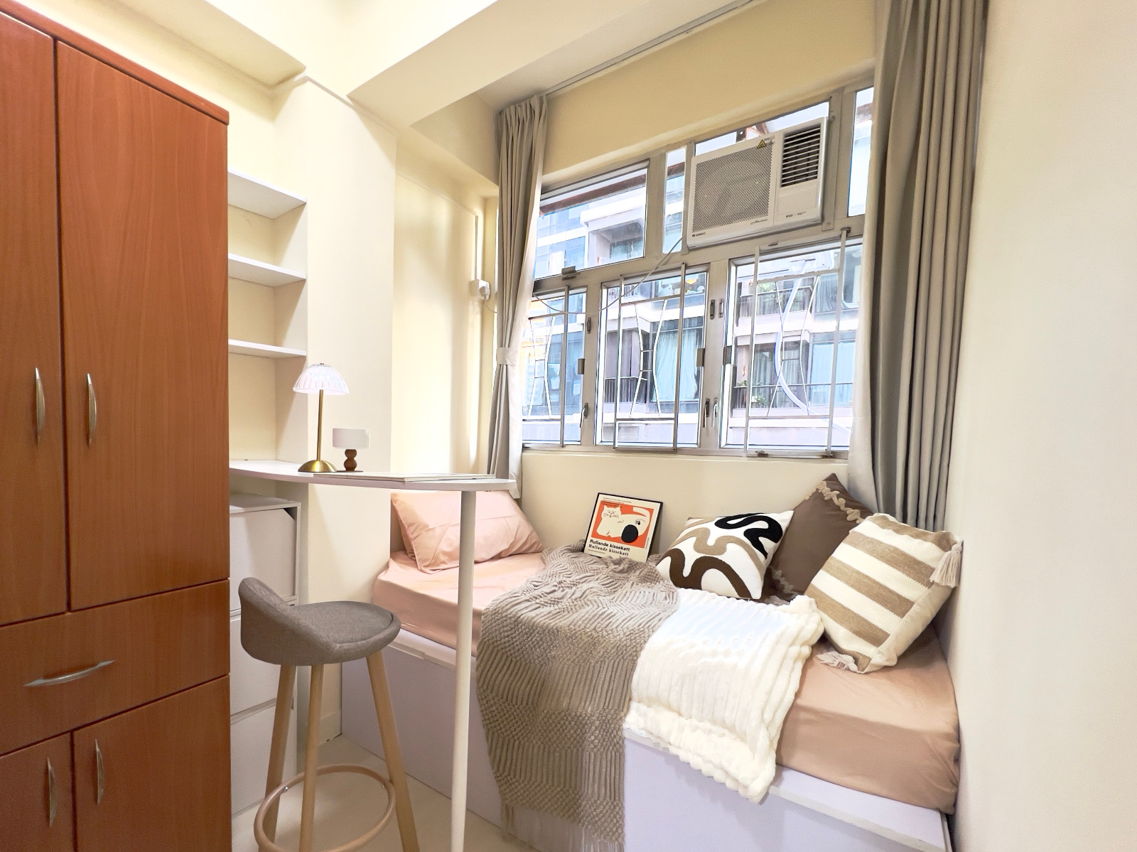 港岛天兴大厦电梯洋楼精致套房-仅限女生，两房一厅带储藏间，港大步行800米，西营盘地铁站400米图7