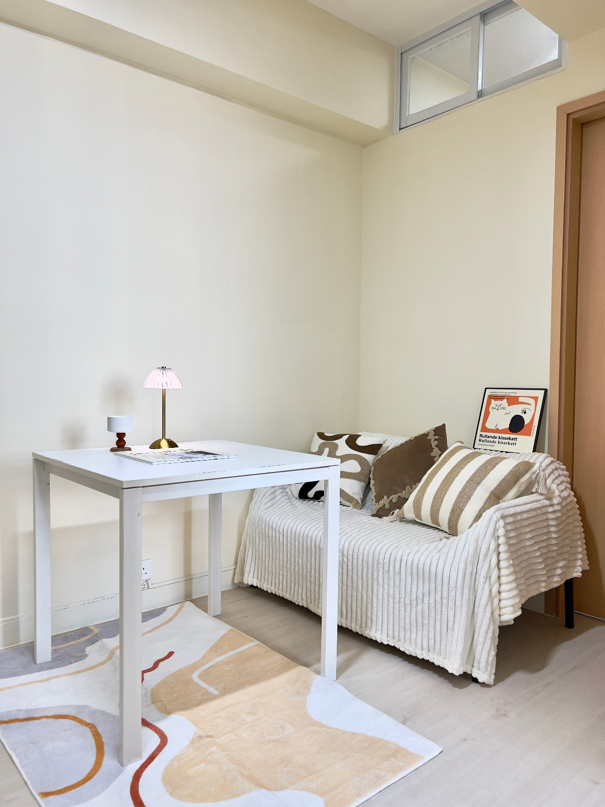 港岛天兴大厦电梯洋楼精致套房-仅限女生，两房一厅带储藏间，港大步行800米，西营盘地铁站400米图8