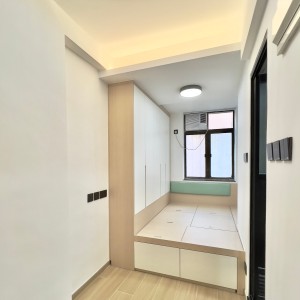 尖沙咀海景大厦10楼A房studio-理工步行12分巴士5分，尖沙咀地铁5分，超值精装大房