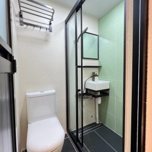 油麻地韶兴大厦5楼studioA房-理工步行+巴士9分钟到校，纯步行1.1公里，都会大学步行+巴士22分抵达，佐敦站步行200米