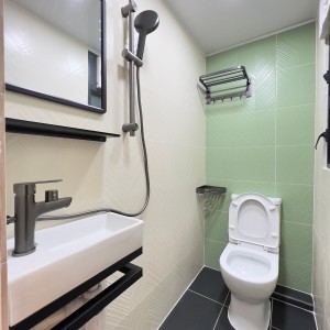 油麻地韶兴大厦5楼studioF房-理工步行+巴士9分钟到校，纯步行1.1公里，都会大学步行+巴士22分抵达，佐敦站步行200米