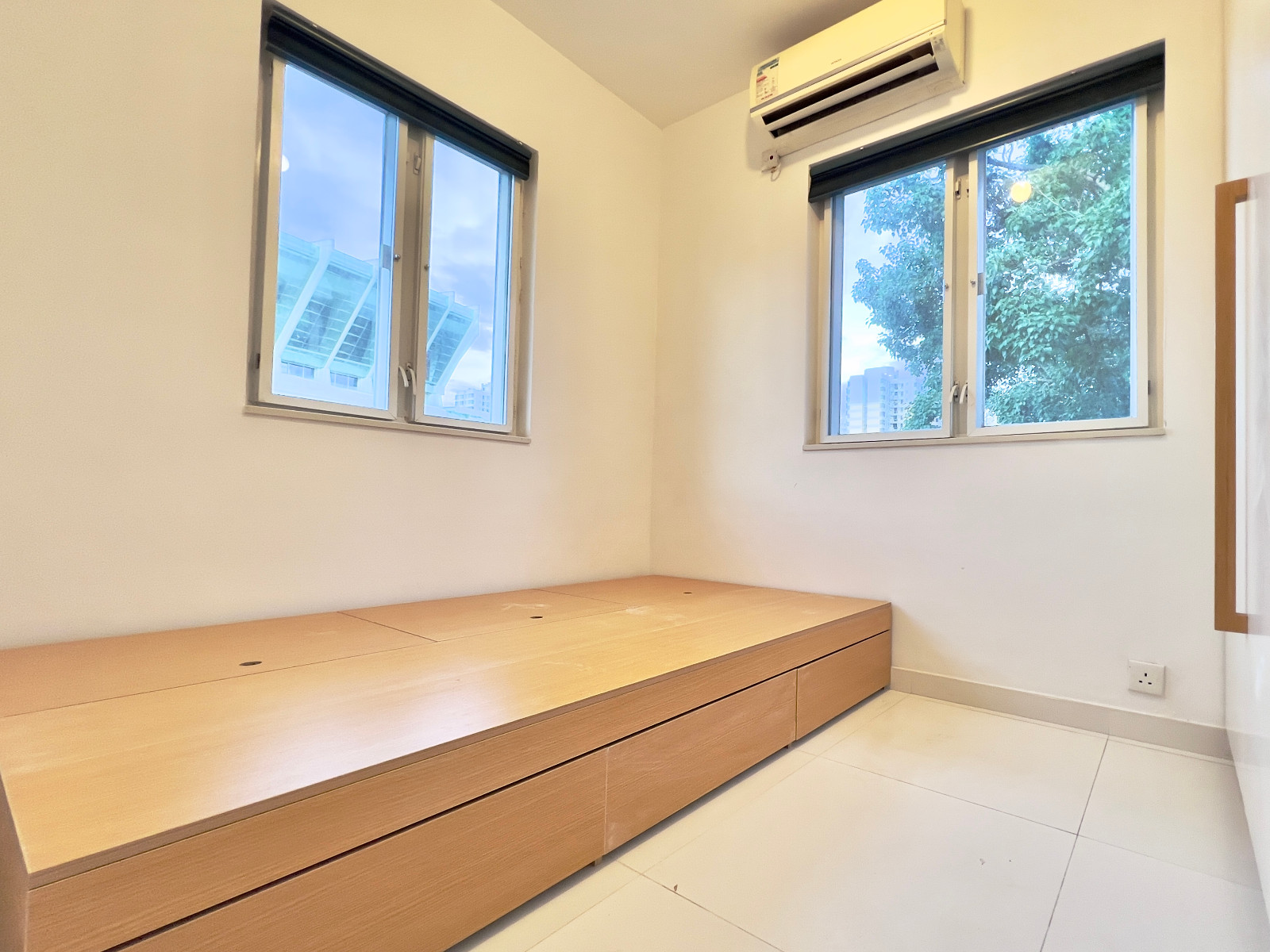 屯门怡卢4座3B单间2号-独栋小别墅三面采光，超值6k+单间，岭南大学步行+巴士9分钟即可到达图2