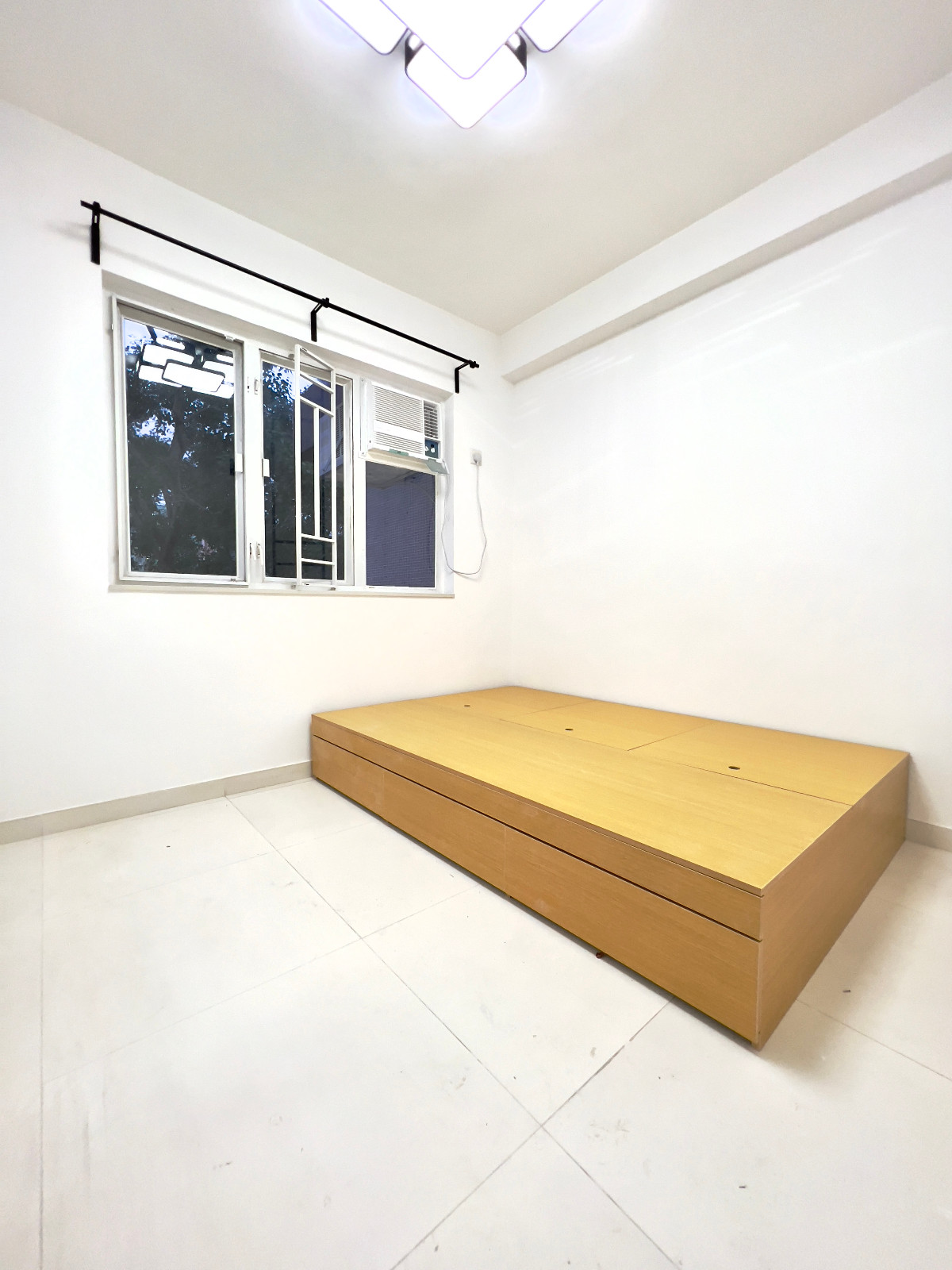 屯门怡卢4座3B单间3号-独栋小别墅三面采光,超值6k+单间,岭南大学步行+巴士9分钟即可到达图2