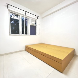 屯门怡卢4座3B单间3号-独栋小别墅三面采光，超值6k+单间，岭南大学步行+巴士9分钟即可到达