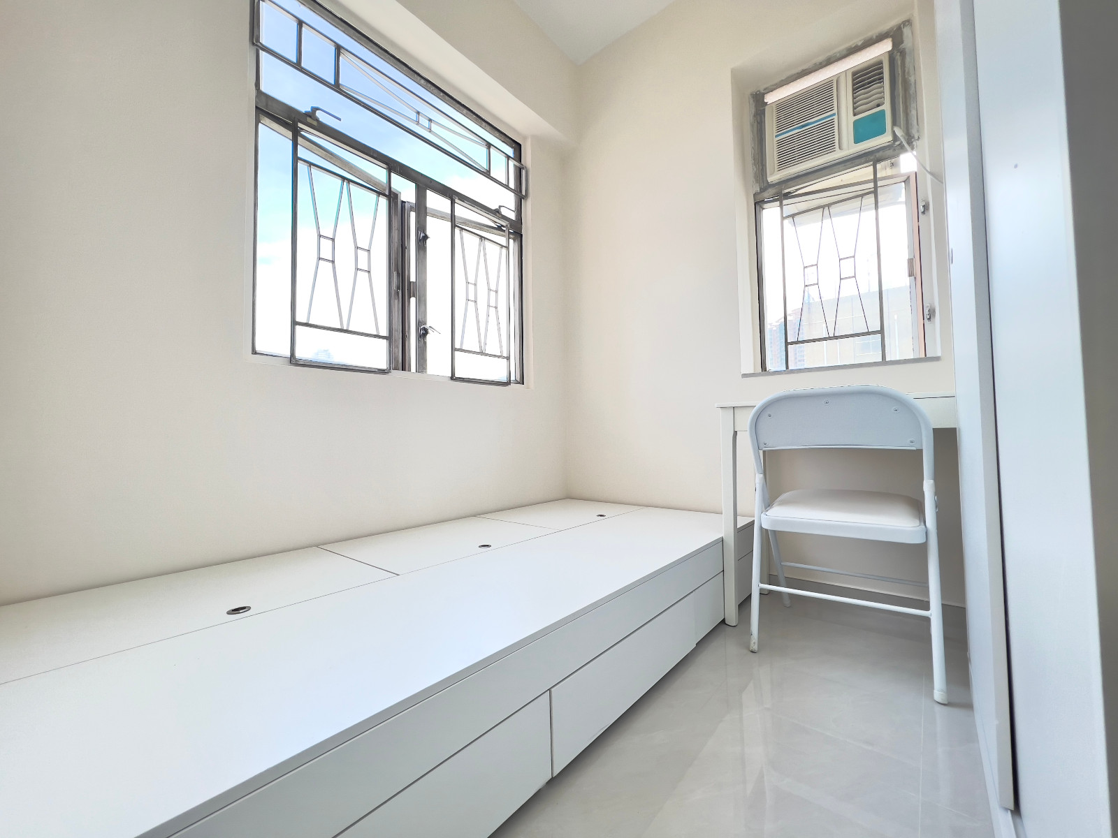 屯门东威阁两室一厅房1-岭南大学步行+巴士14分即达，屯门站10分钟步行，精致带电梯洋楼图3