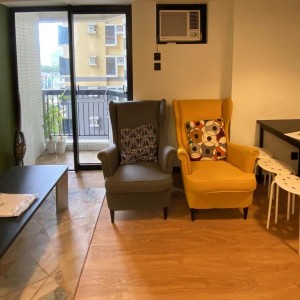 屯门豫丰花园三室一厅单人间2-岭南大学步行+巴士18分钟可达，星级小区环境超赞带泳池，屋内精装有大窗