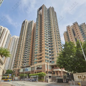 屯门聚康山庄三室一厅单人间1-岭南大学旁，步行进校门只要200米！超近！超近！小区环境超赞带泳池