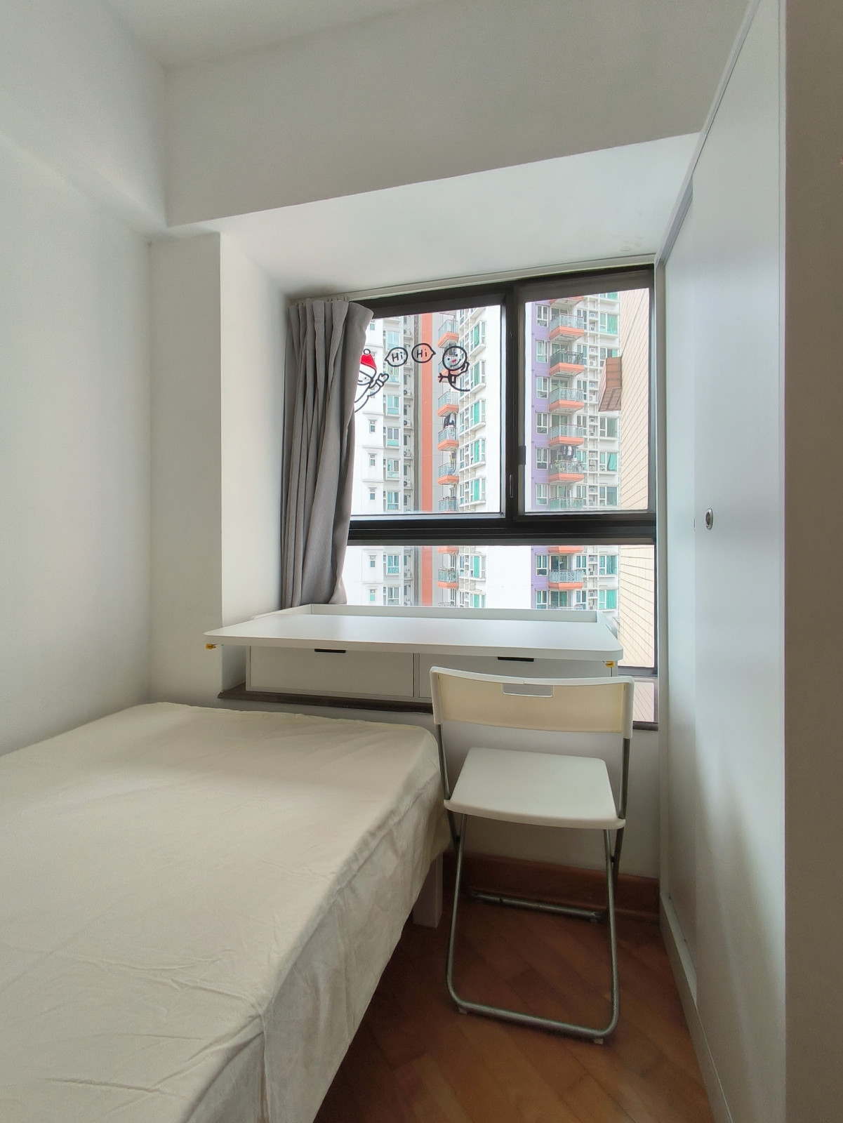 屯门聚康山庄三室一厅单人间2-岭南大学旁，步行进校门只要200米！超近！超近！小区环境超赞带泳池图1