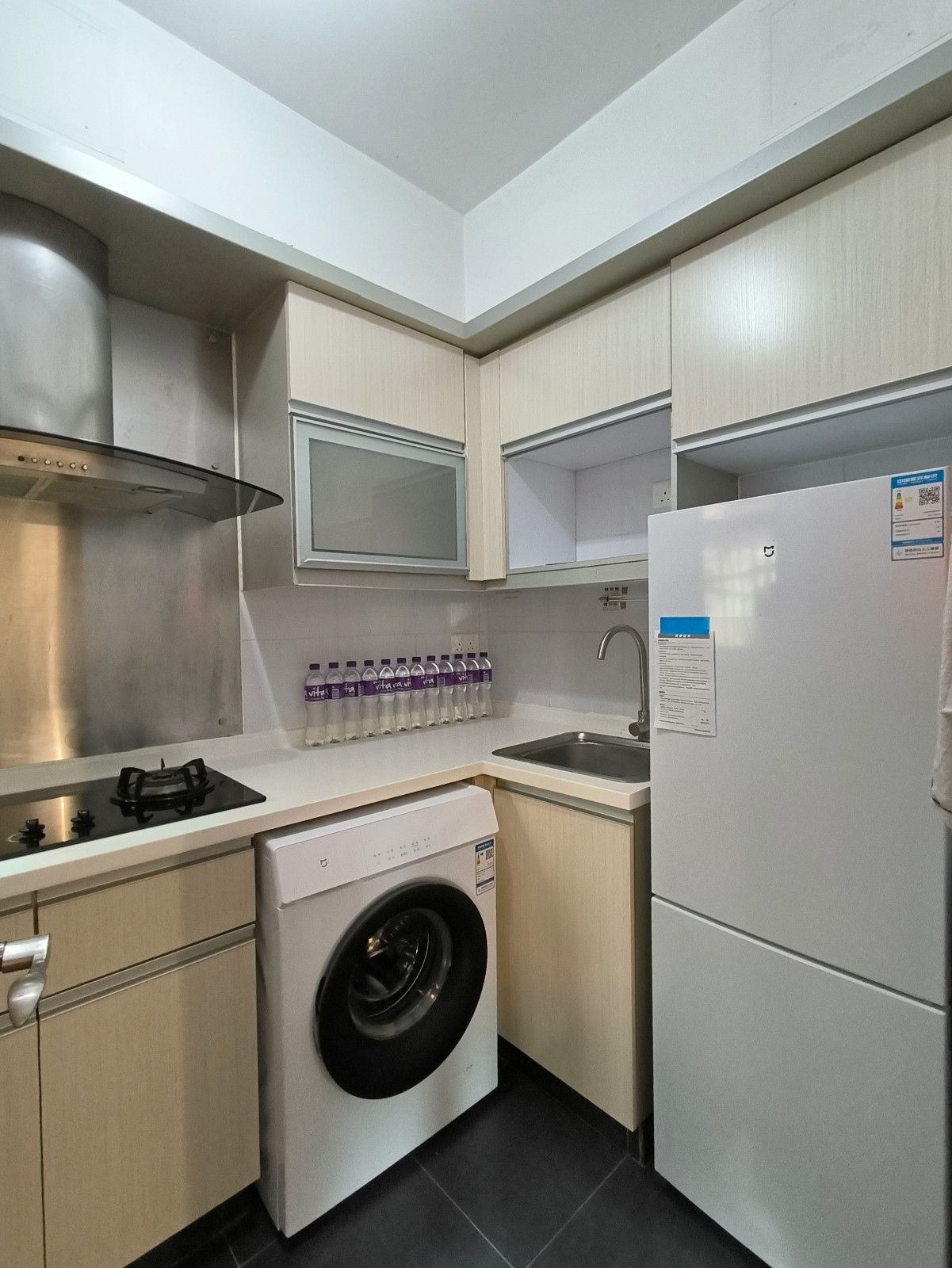 屯门聚康山庄三室一厅单人间2-岭南大学旁，步行进校门只要200米！超近！超近！小区环境超赞带泳池图8