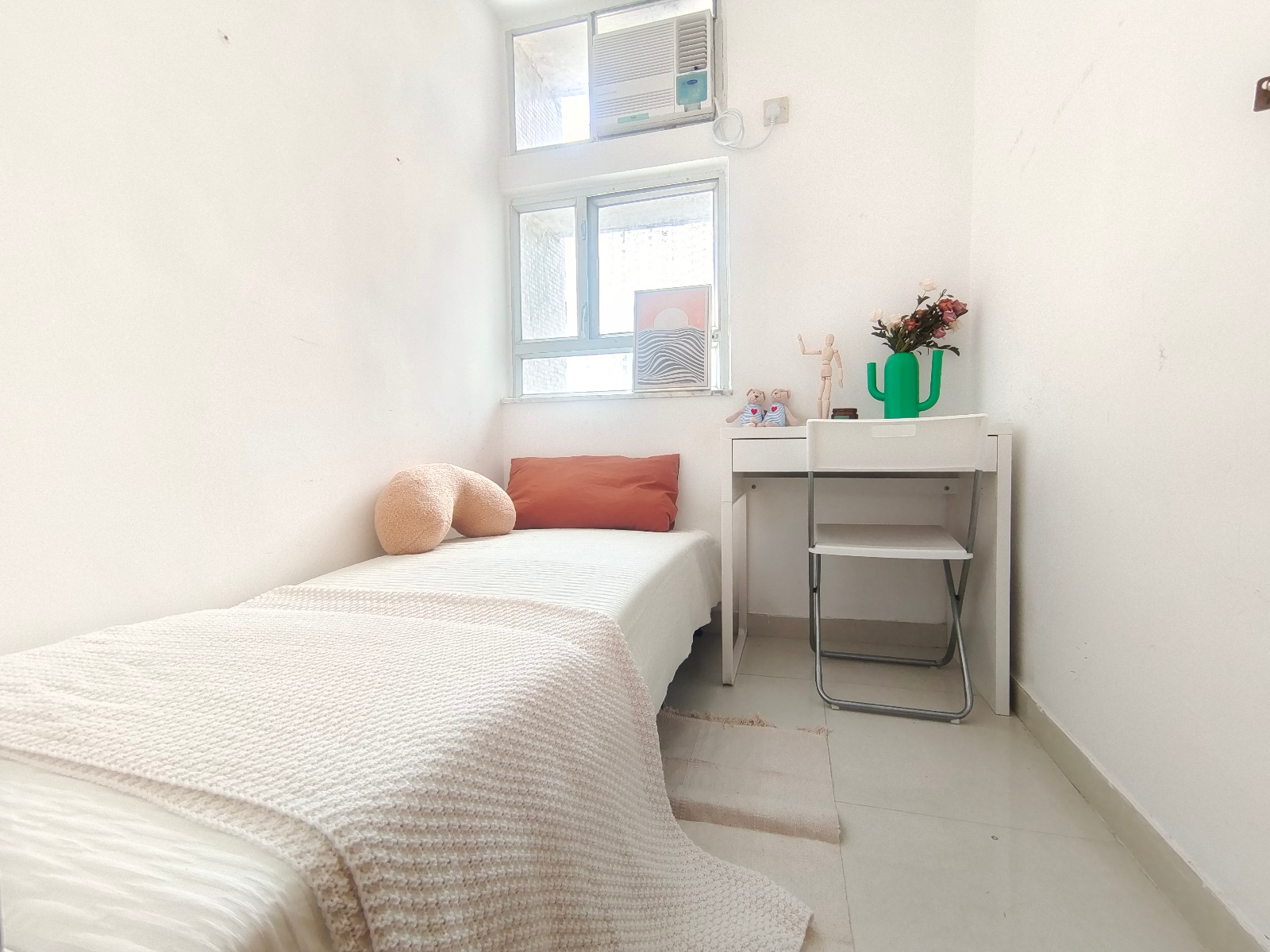 坑口颂明苑四室一厅单人房2-小巴+步行20分钟即达，坑口地铁站步行200米，小区门口就有商超图1