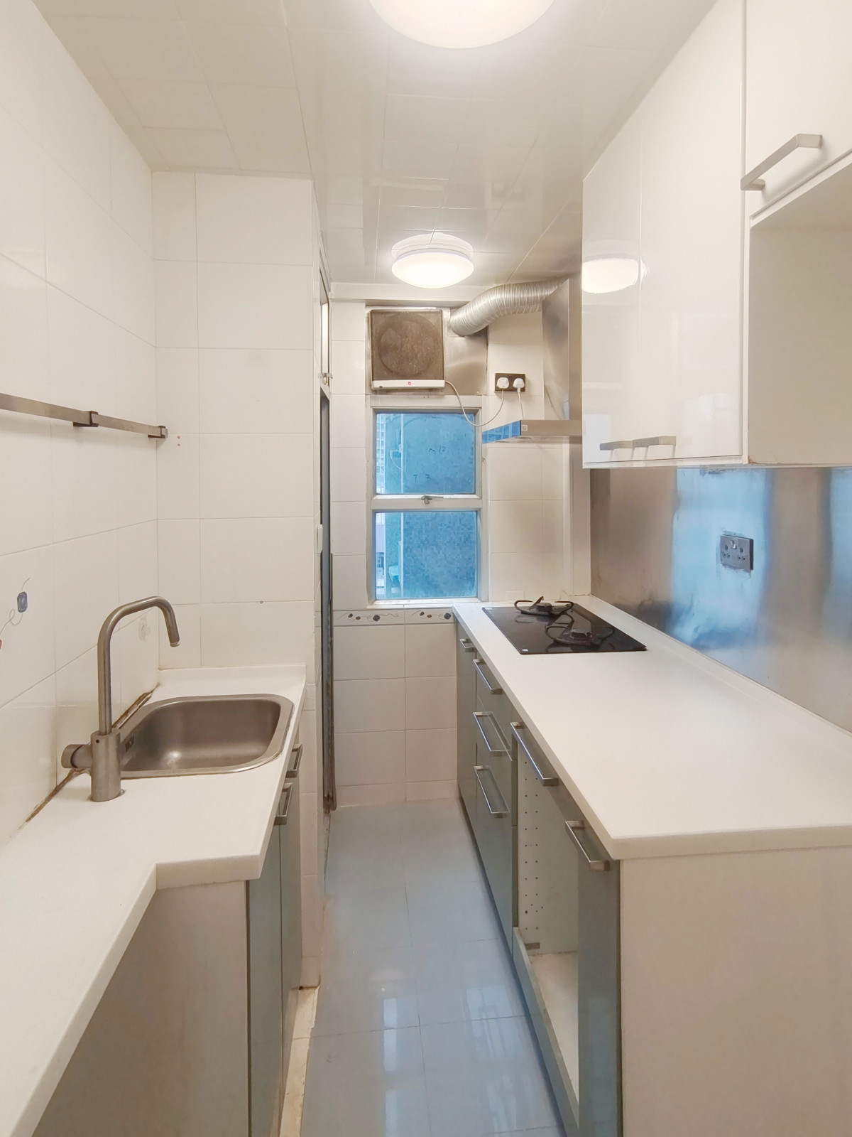 坑口颂明苑四室一厅单人房3-小巴+步行20分钟即达,坑口地铁站步行200米,小区门口就有商超图6