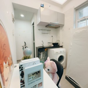 何文田窝打老道公寓D房-都会步行750米即达，步行+巴士8分钟就到。周边便利店商店众多