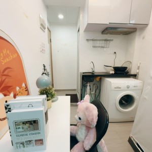 何文田窝打老道公寓D房-都会步行750米即达，步行+巴士8分钟就到。周边便利店商店众多