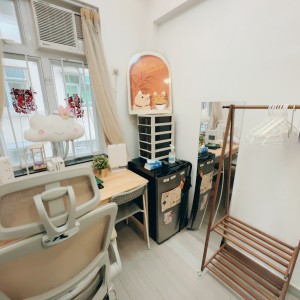 何文田窝打老道公寓E房-都会步行750米即达，步行+巴士8分钟就到。周边便利店商店众多