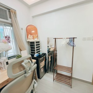 何文田窝打老道公寓E房-都会步行750米即达，步行+巴士8分钟就到。周边便利店商店众多