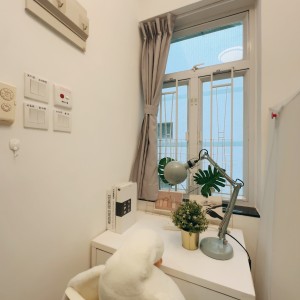 何文田窝打老道公寓F房-都会步行750米即达，步行+巴士8分钟就到。周边便利店商店众多