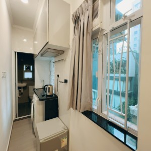 何文田窝打老道公寓G房-都会步行750米即达，步行+巴士8分钟就到。周边便利店商店众多