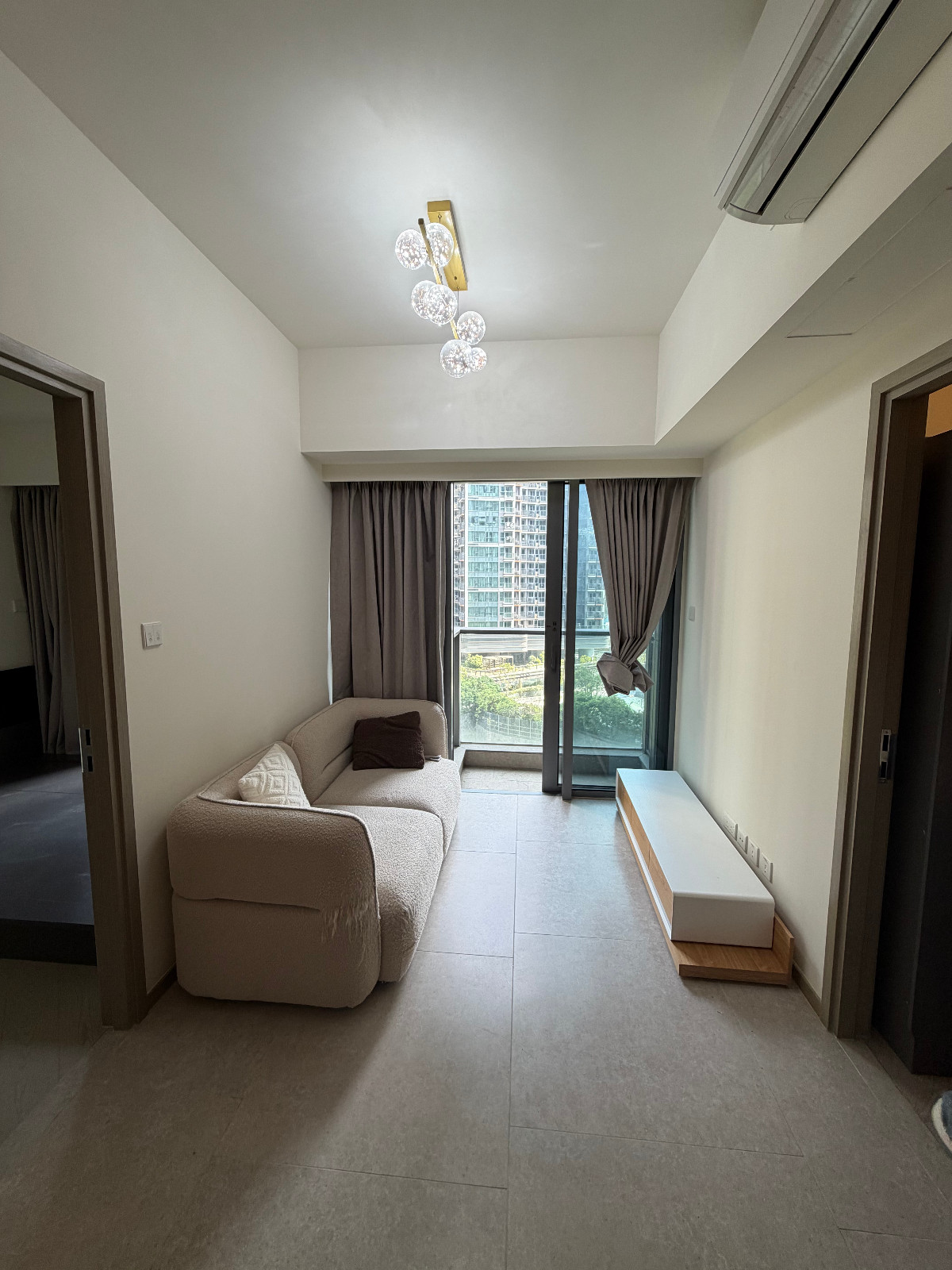 岭南Novoland6楼E2整套两室一厅-独卫单间干湿分离，有书房，开放式豪装厨房带餐厅，岭南大学步行+巴士16分钟即达图5