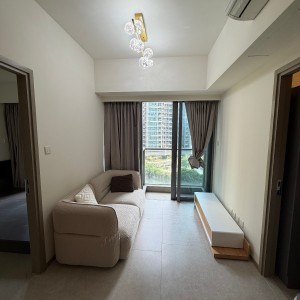 岭南Novoland6楼E2整套两室一厅-独卫单间干湿分离，有书房，开放式豪装厨房带餐厅，岭南大学步行+巴士16分钟即达