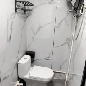 尖沙咀65号512B带窗独卫单间-理工步行五分，尖沙咀地铁站步行6分，都会大学巴士通勤15分