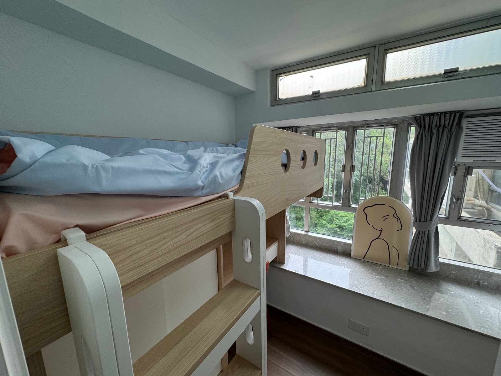 屯门彩晖花园D座AB双人房床位1-岭南大学步行8分即达，兆康地铁站400米，岭南大学学子的超值优选图5