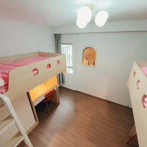 屯门彩晖花园D座AB双人房床位2-岭南大学步行8分即达，兆康地铁站400米，岭南大学学子的超值优选