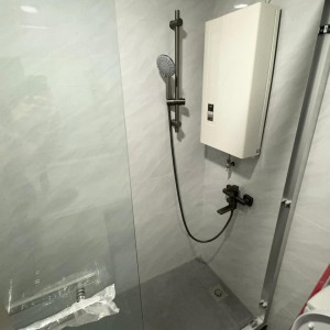 屯门彩晖花园D座单人间C-岭南大学步行8分即达，兆康地铁站400米，岭南大学学子的超值优选