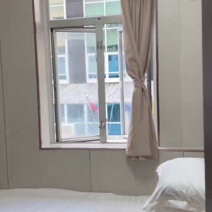 尖沙咀69号202单人间-独卫单间理工步行5分，尖沙咀地铁站步行5分，理工学子绝佳之选