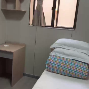 尖沙咀69号217单人间-独卫单间理工步行5分，尖沙咀地铁站步行5分，理工学子绝佳之选