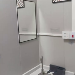 尖沙咀69号207-独卫单间理工步行5分，尖沙咀地铁站步行5分，理工学子绝佳之选