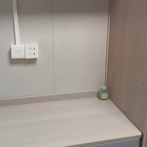 尖沙咀69号308单人间-独卫单间理工步行5分，尖沙咀地铁站步行5分，理工学子绝佳之选