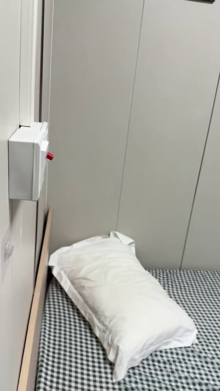 尖沙咀69号418单人间-独卫单间理工步行5分，尖沙咀地铁站步行5分，理工学子绝佳之选图1