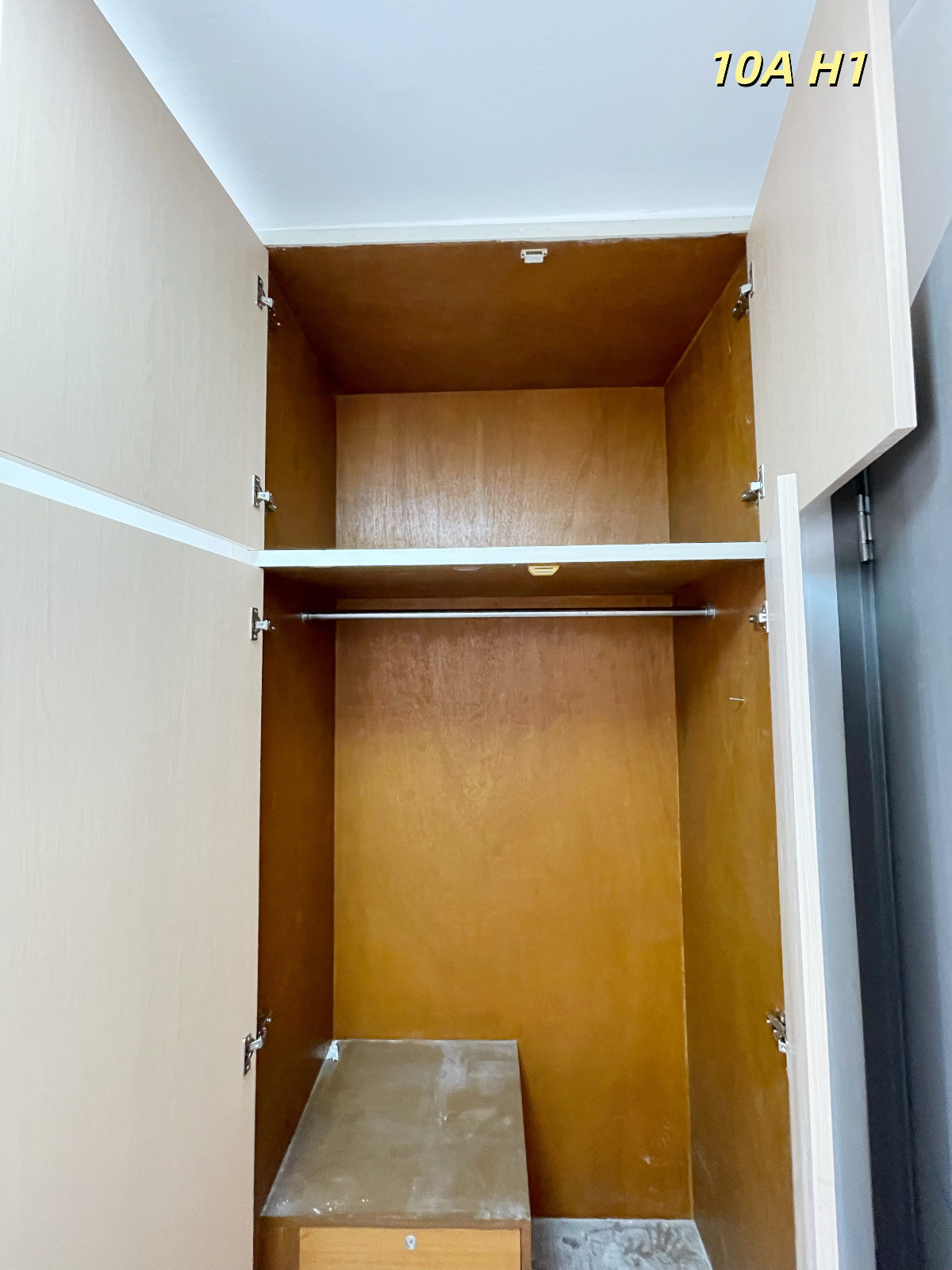 K302太子道西公寓-带客厅四室三卫A房H1单人间-楼下巴士🚌七分钟到城大，4站17分钟到浸会图3