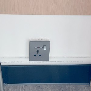 K302太子道西-带客厅四室三卫A房HD双人间-楼下巴士🚌七分钟到城大，4站17分钟到浸会