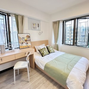 K302太子道西-带客厅三室一卫B房H2单人间-楼下巴士🚌七分钟到城大，4站17分钟到浸会