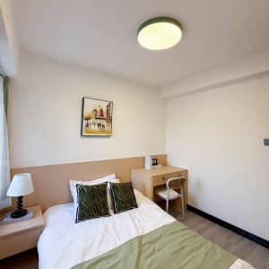 K302太子道西-带客厅三室一卫B房H3单人间-楼下巴士🚌七分钟到城大，4站17分钟到浸会