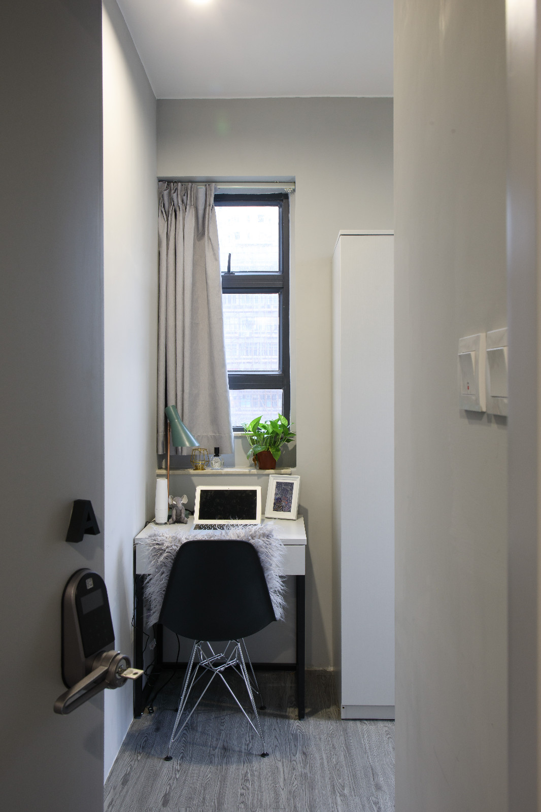 油麻地INS风国际青年公寓单间A房-理工15分钟可达，城大都会浸会全部20分钟，荃湾线和观塘线地铁上盖，可覆盖理工两个校区，位置绝佳图4