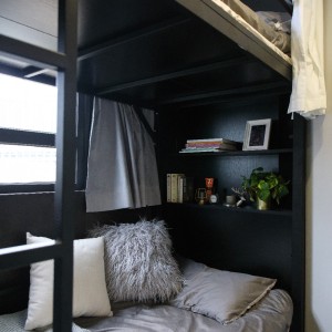 油麻地INS风国际青年公寓双人间F房-理工15分钟可达，城大都会浸会全部20分钟，荃湾线和观塘线地铁上盖，可覆盖理工两个校区，位置绝佳