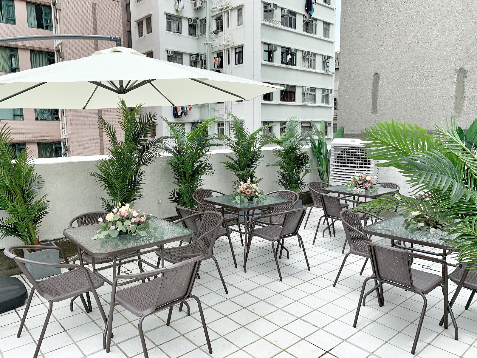 油麻地INS风国际青年公寓双人间G/H房-理工15分钟可达，城大都会浸会全部20分钟，荃湾线和观塘线地铁上盖，可覆盖理工两个校区，位置绝佳图9