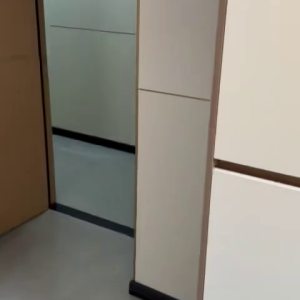 西环屈地街20号金陵大厦10楼独卫单间B房-距港大仅400米❗❗港铁港大站步行3分即达，仅3间房❗❗短租至7月底