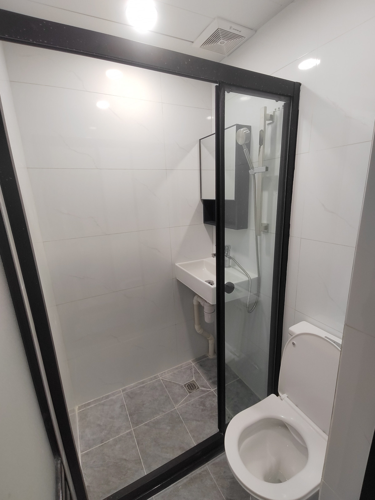 旺角广东道全新装修studioB室-旺角核心区，都会理工浸会城市全部通勤20分内图1