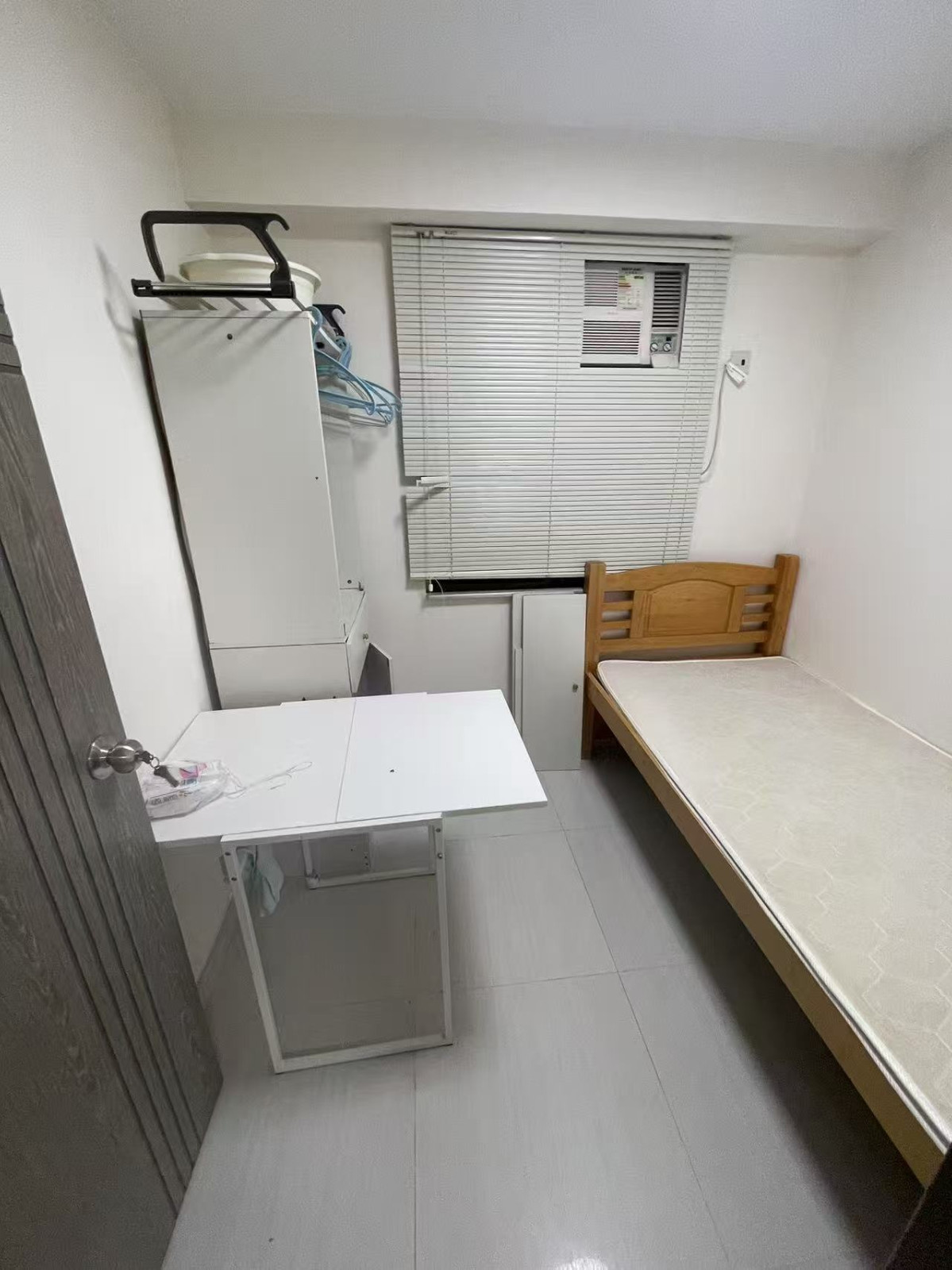 九龙塘广播道真能阁2期H室C房，三房一卫一巨厅，仅限男生，浸会步行仅700米稀缺房源图1