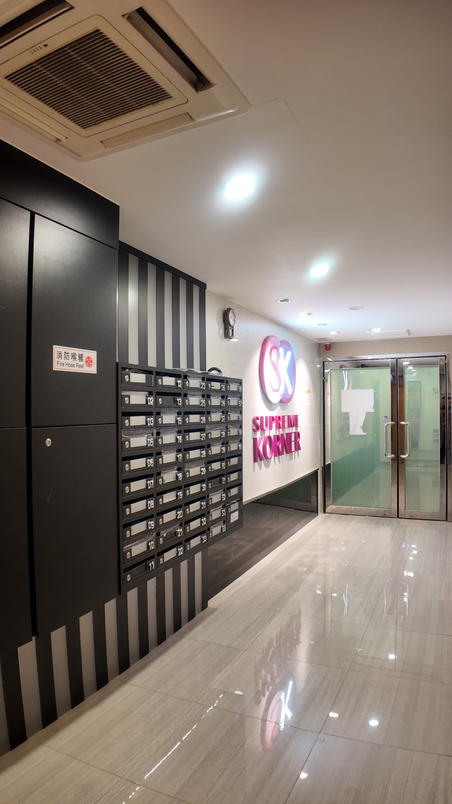 四兴隆工业大厦2A共享办公室-距离港铁柴湾站B口284m门口有巴士，提供独立水电表地址信箱门牌号网络 正式租赁合同，印花税文件(打厘印)图2