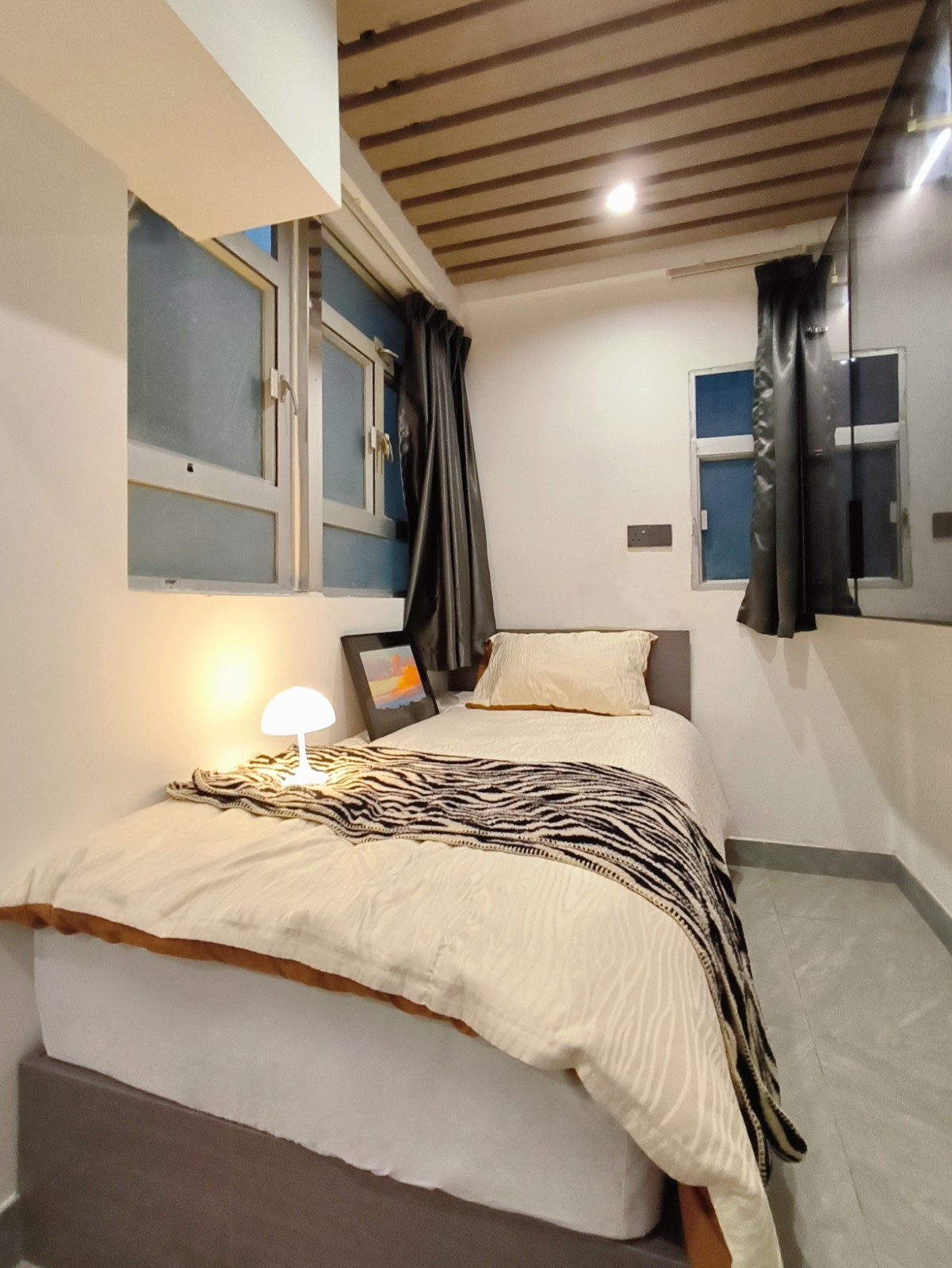 九龙尖沙咀-福侨大厦精品Studio-10分钟到达理工大学地铁站200米图2