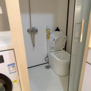 油麻地宝翠大厦studioD房，油麻地地铁上盖，生活配套成熟，四大校全部15分钟内通勤