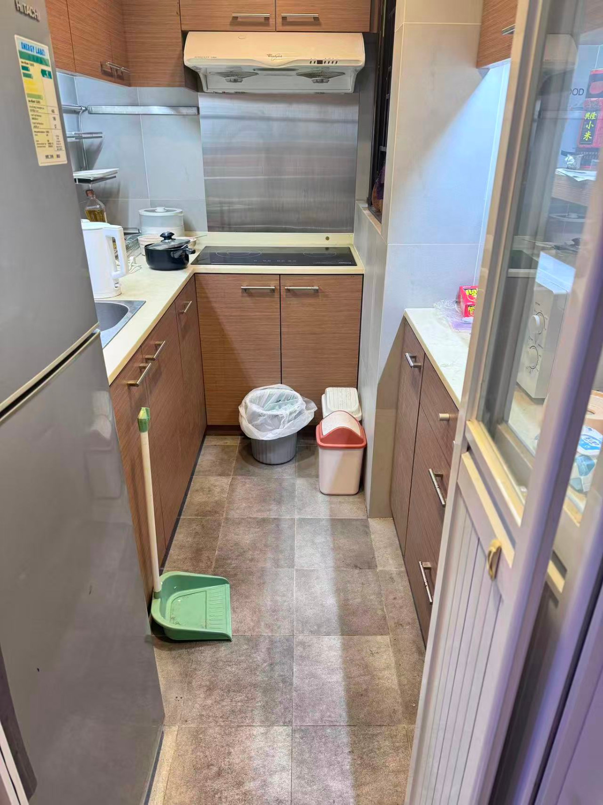 九龙又一居6D五室一卫套间,限女生,城大步行5分,浸会巴士2站即达,就在学校旁图5