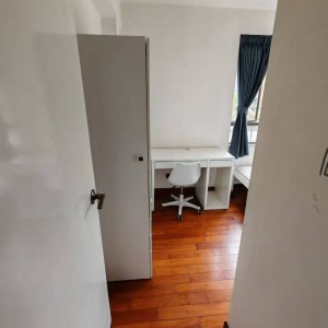 九龙塘又一村4座五室二卫套间-低密度街区城大浸会步行15分可达，商圈在侧，上学从容