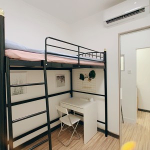 薄扶林道33号2F前座单人间A-港岛罕有特巨型公寓，男生专属，步行5分即达港大
