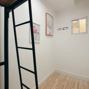 薄扶林道33号2F前座单人间A-港岛罕有特巨型公寓，男生专属，步行5分即达港大